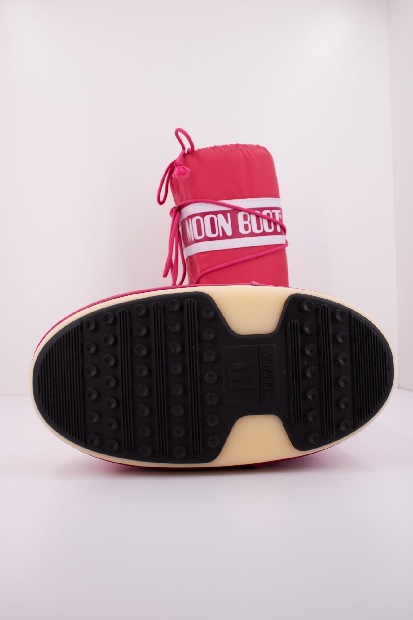 MOON BOOT  MB ICON NYLON en color ROSA (5)