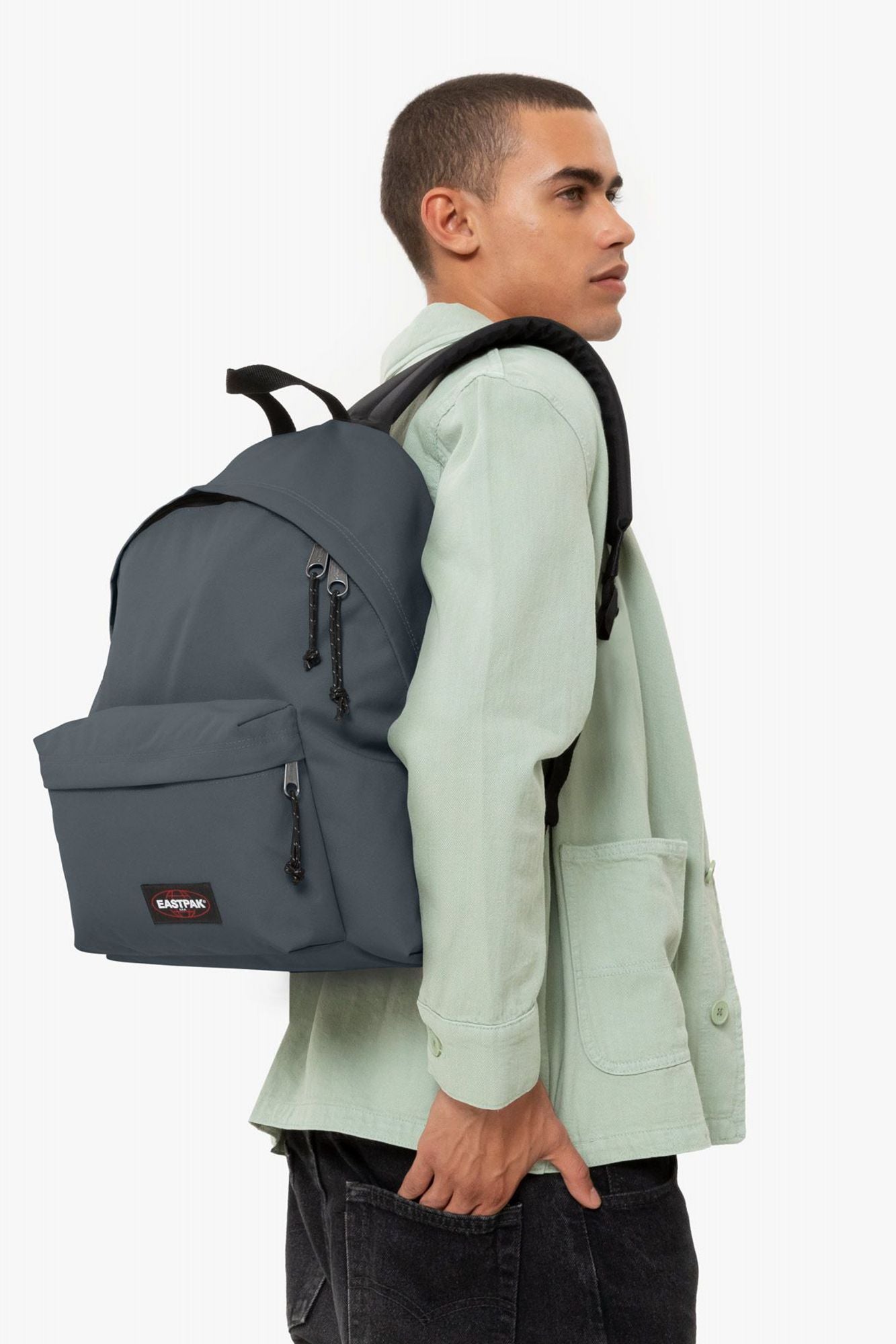 EASTPAK  PADDED PAK'R en color GRIS (3)