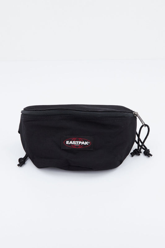 EASTPAK SPRINGER en color NEGRO (1)