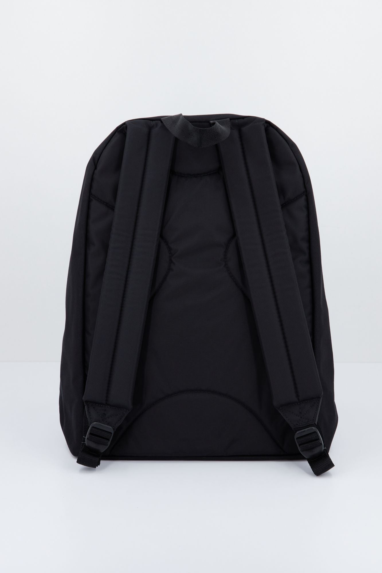 EASTPAK EK767008 en color NEGRO (3)