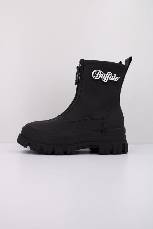 BUFFALO ASPHA RAIN ZIP en color NEGRO (1)