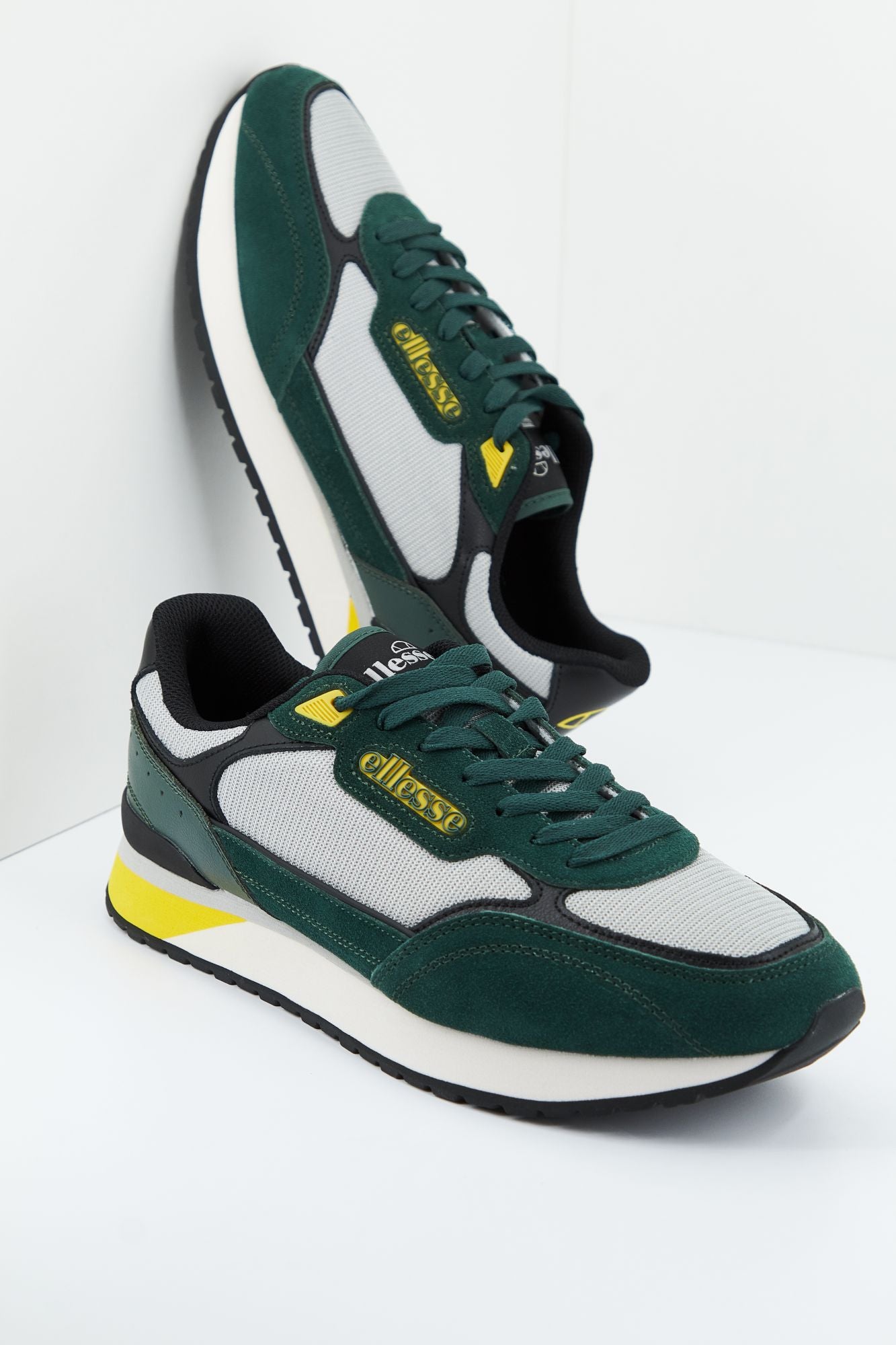 ELLESSE LS475 RUNNER en color VERDE (1)