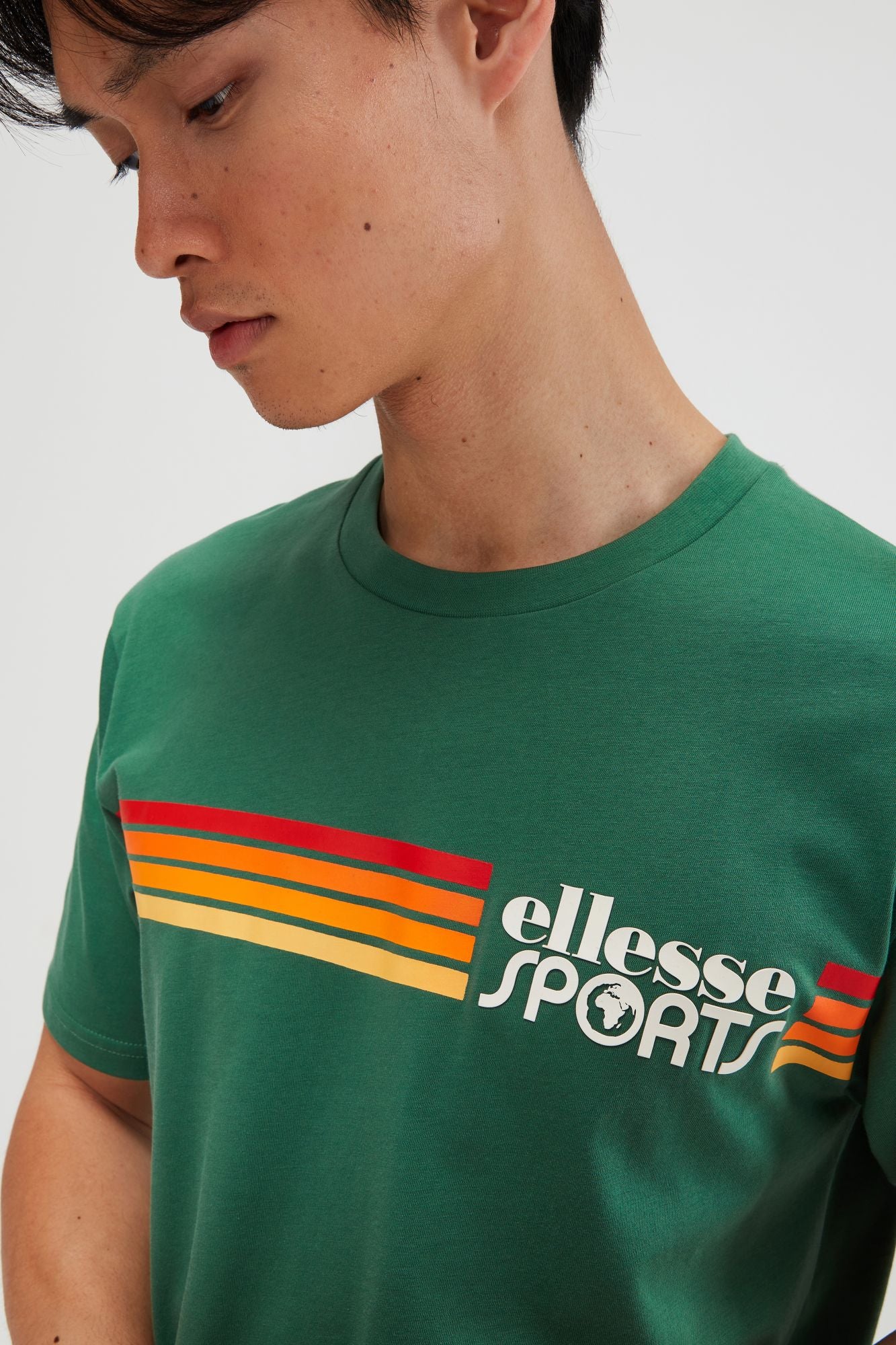 ELLESSE SORRANTA TEE en color VERDE (3)