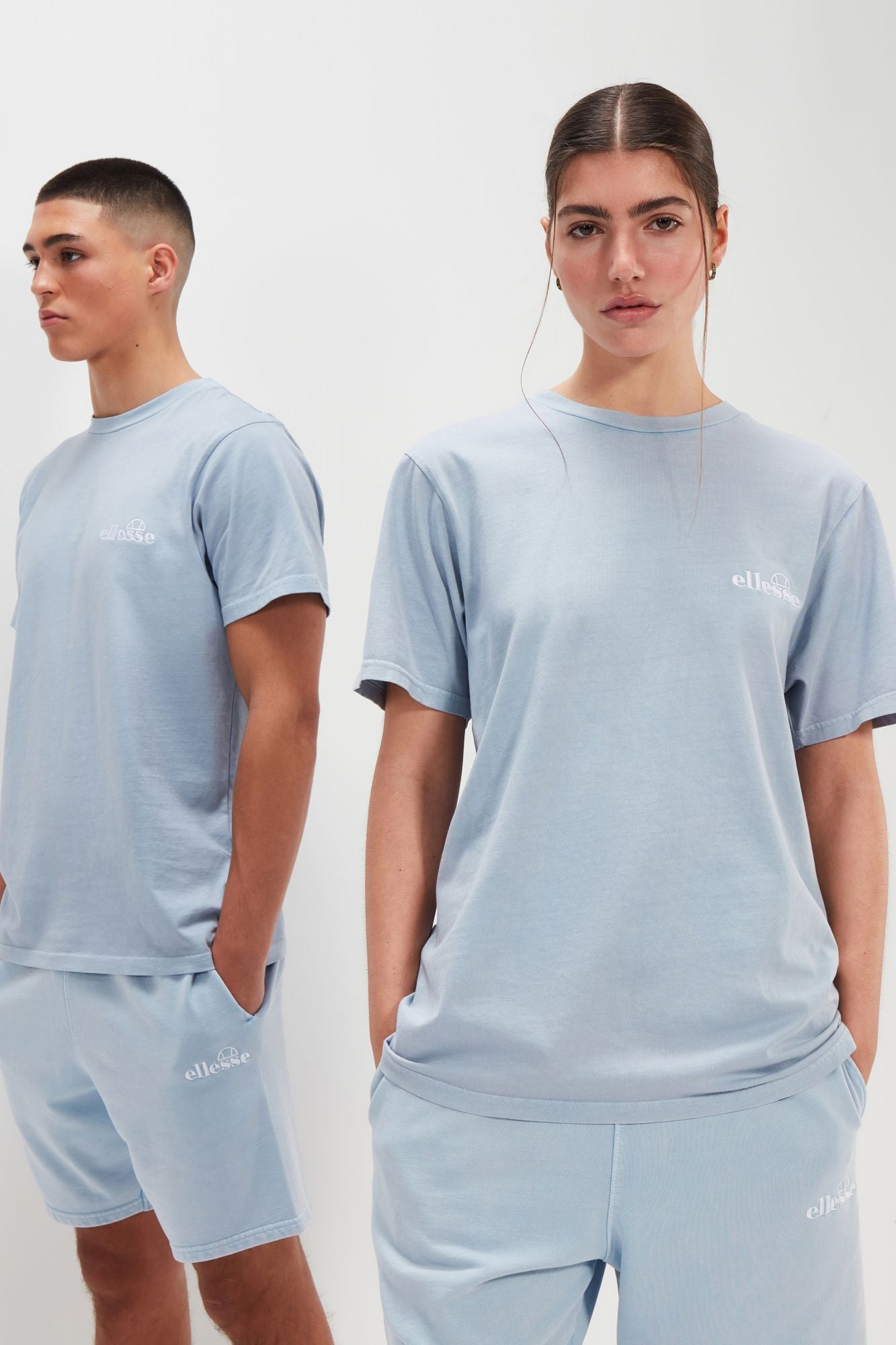 ELLESSE MESMERY TEE en color AZUL (3)