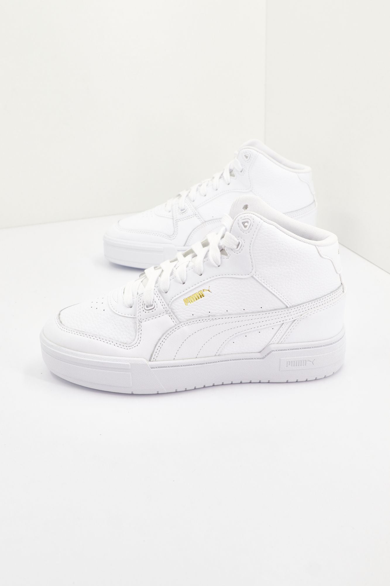 PUMA  CA PRO MID en color BLANCO (1)