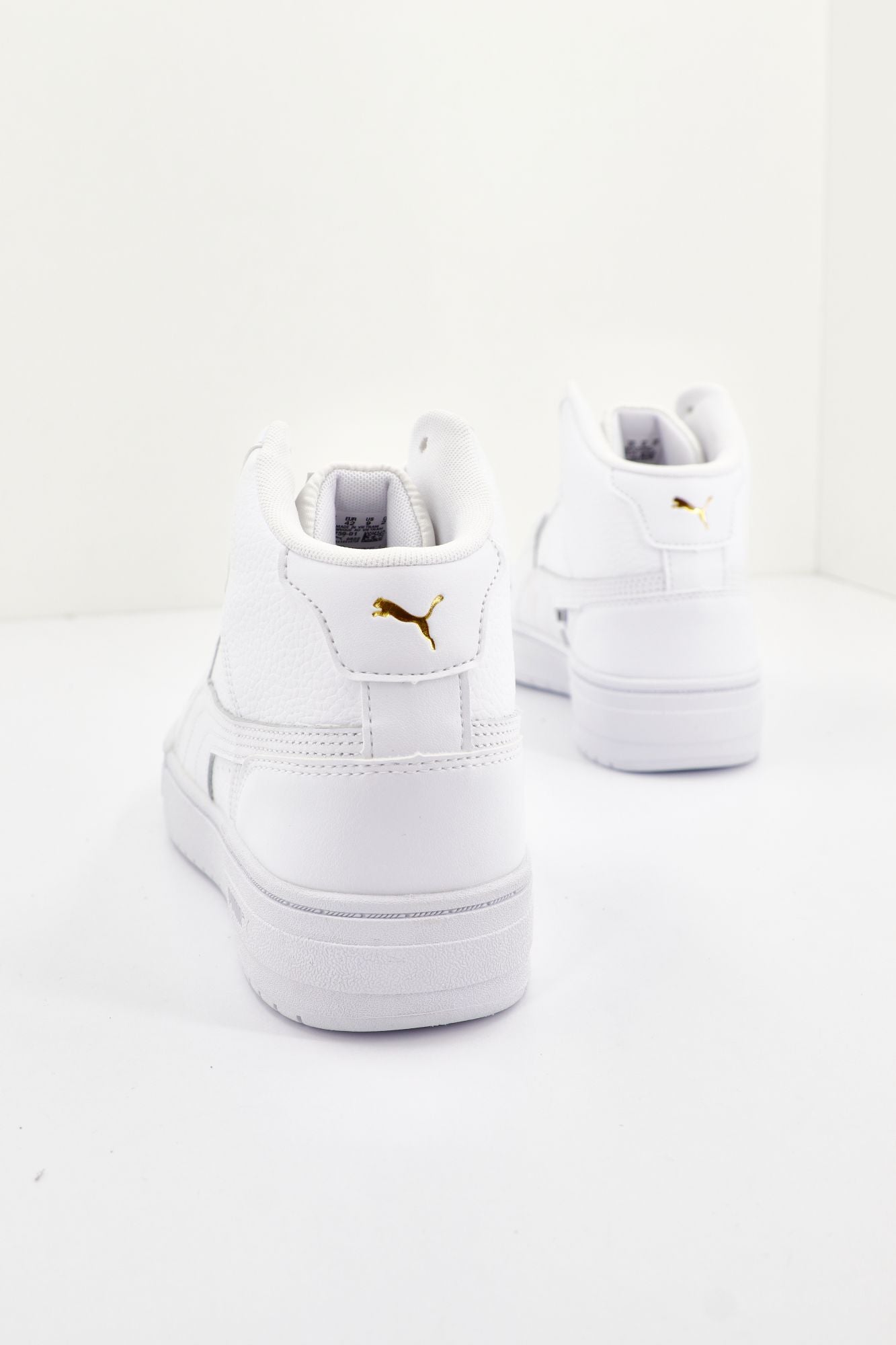 PUMA  CA PRO MID en color BLANCO (4)