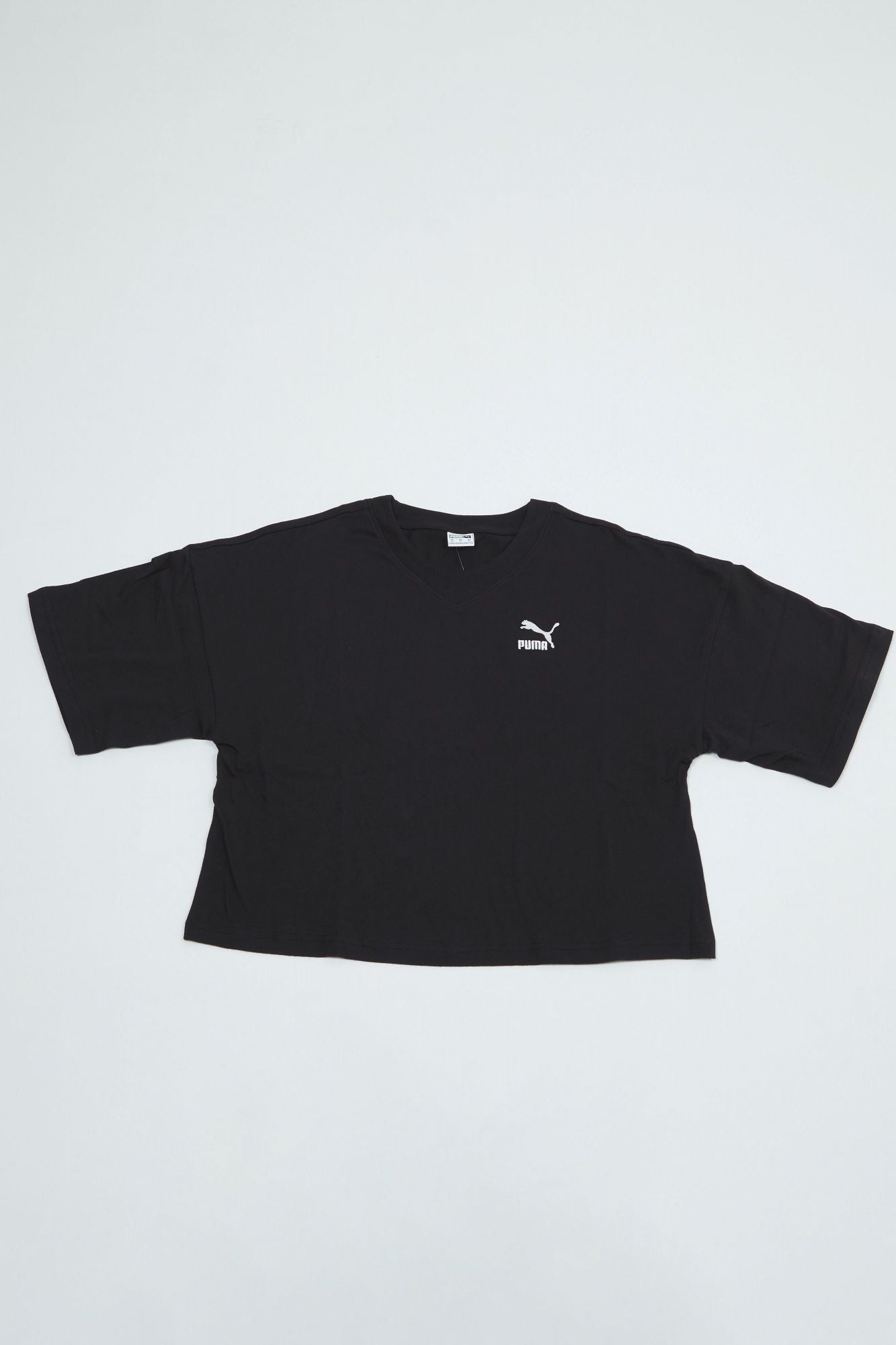 PUMA CLASSICS OVERSIZED T en color NEGRO (2)