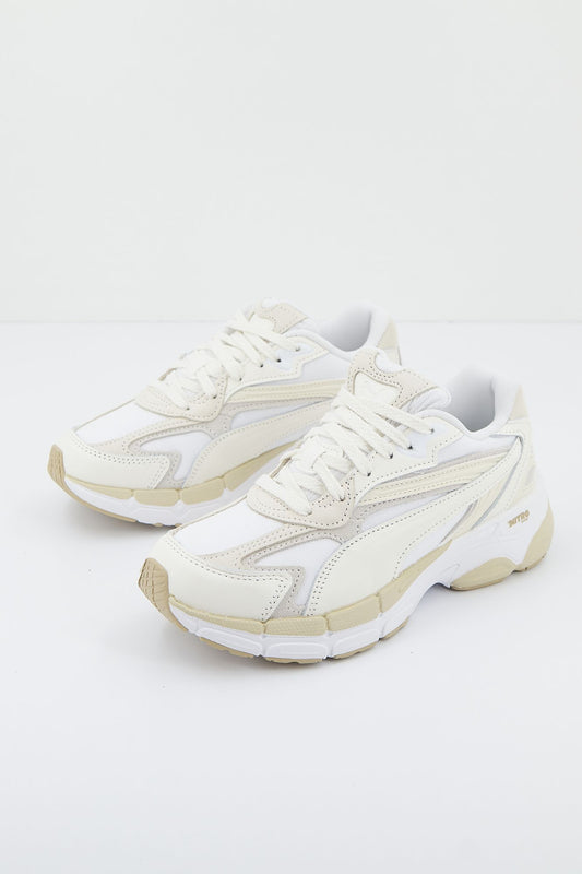 PUMA TEVERIS NITRO SELFLOVE  en color BEIS (1)