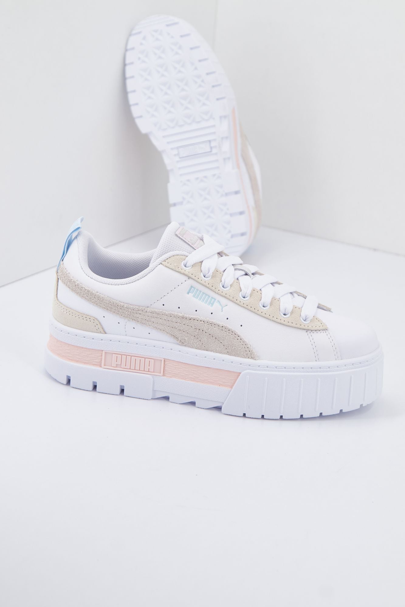 PUMA MAYZE MIX en color BLANCO (3)