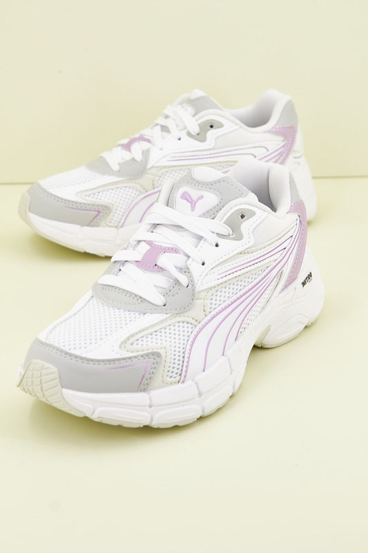 PUMA TEVERIS NITRO METALLIC en color BLANCO (1)