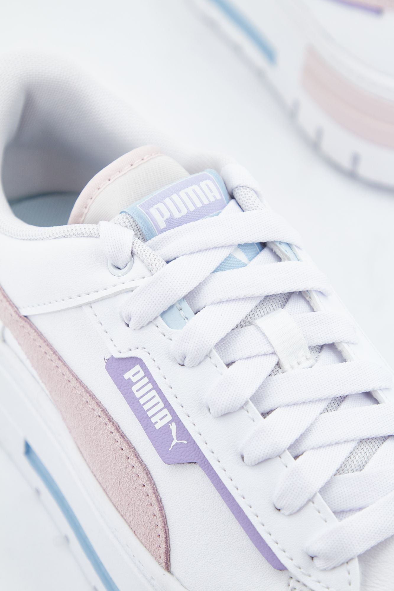 PUMA MAYZE CRASHED en color BLANCO (4)