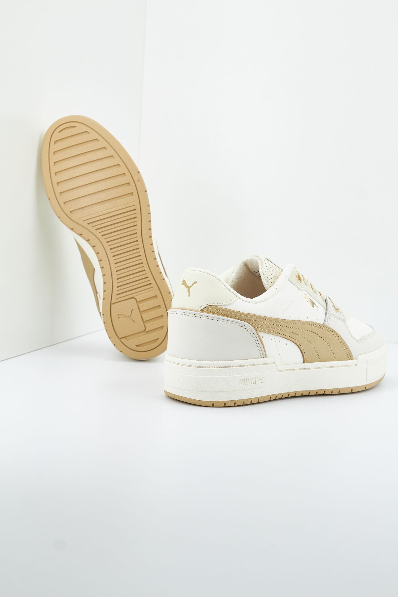 PUMA CA PRO LUX II en color BLANCO (3)