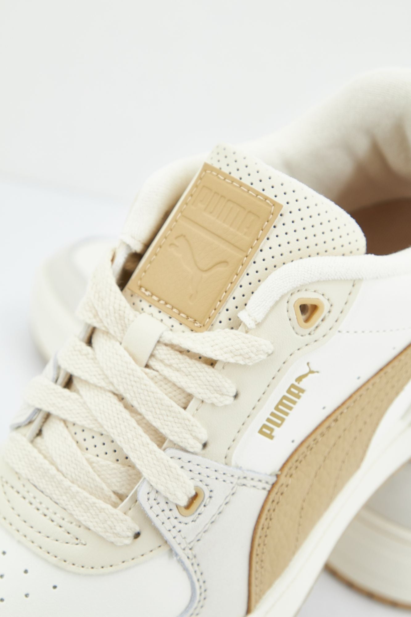 PUMA CA PRO LUX II en color BLANCO (4)