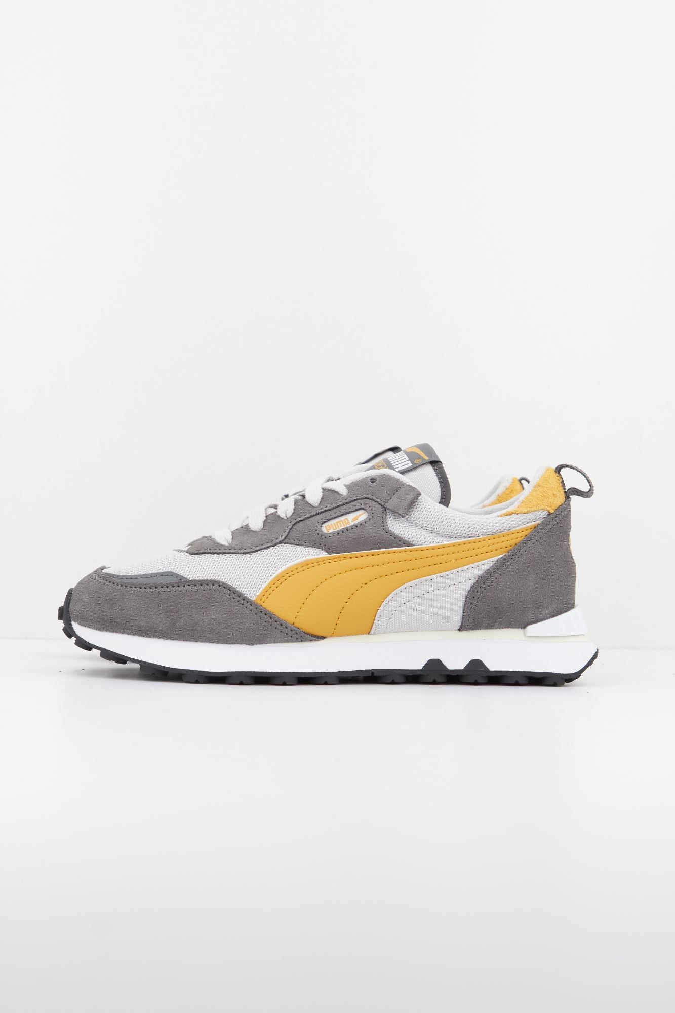 PUMA RIDER FV en color GRIS (1)