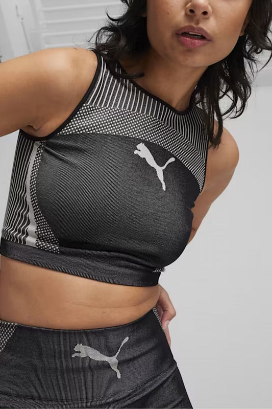 PUMA TO CROP TOP en color NEGRO (1)