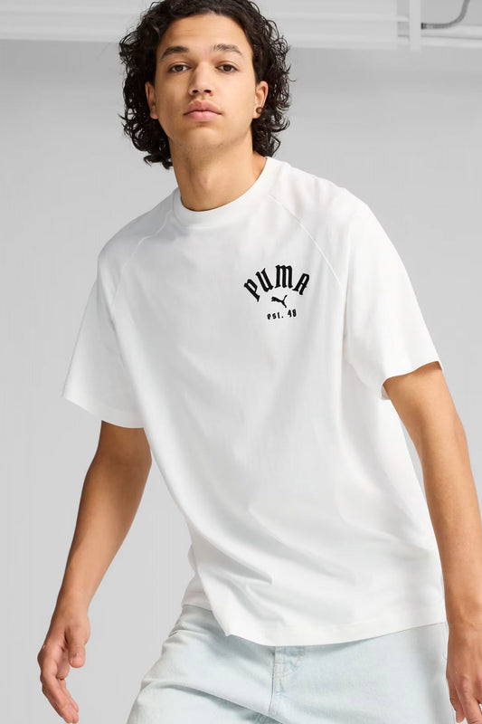 PUMA CLASSICS RELAXED GRAPHIC T en color BLANCO (1)