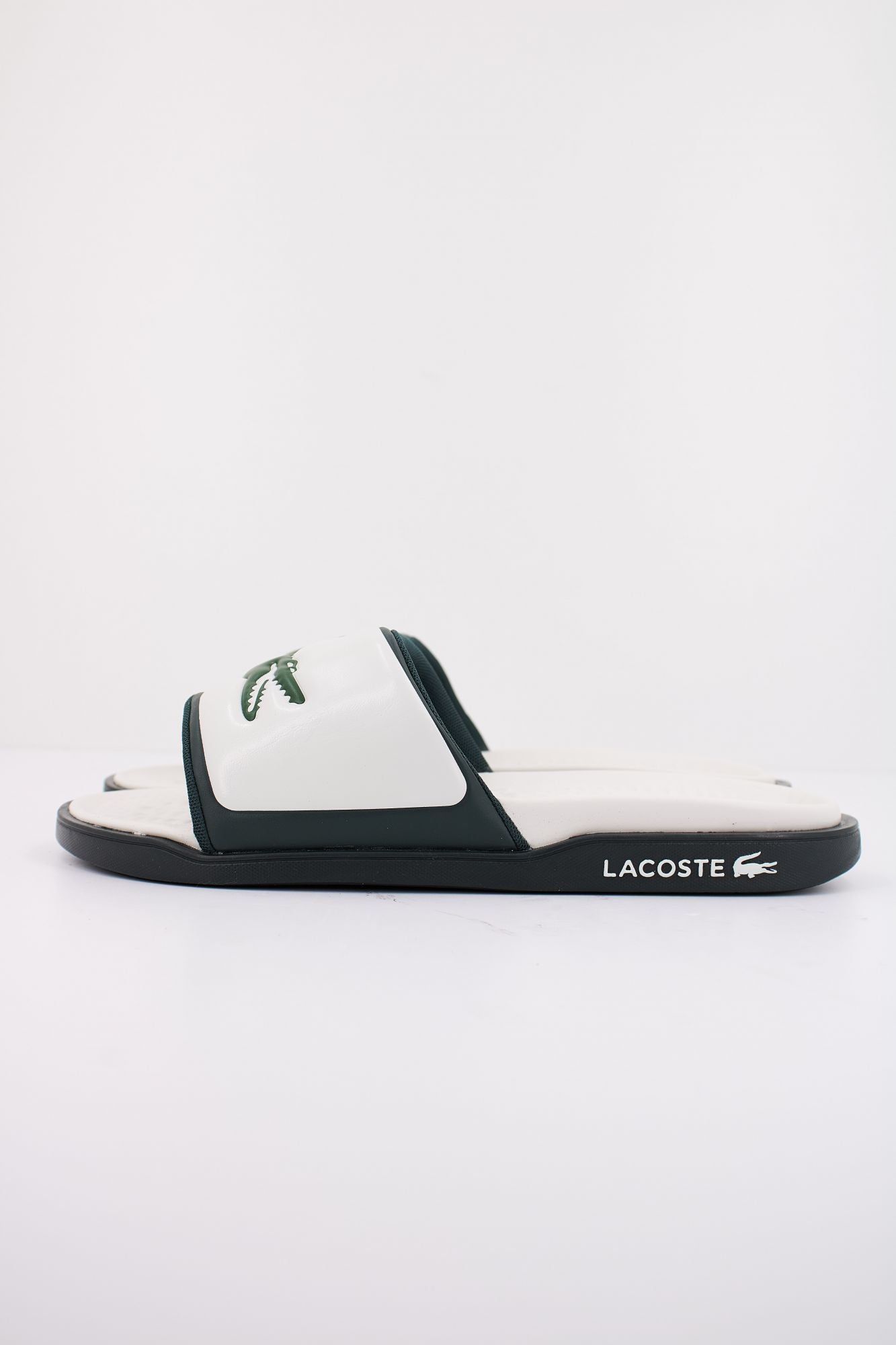 LACOSTE  SERVE SLIDE DUAL SYNTHETI en color BLANCO (1)