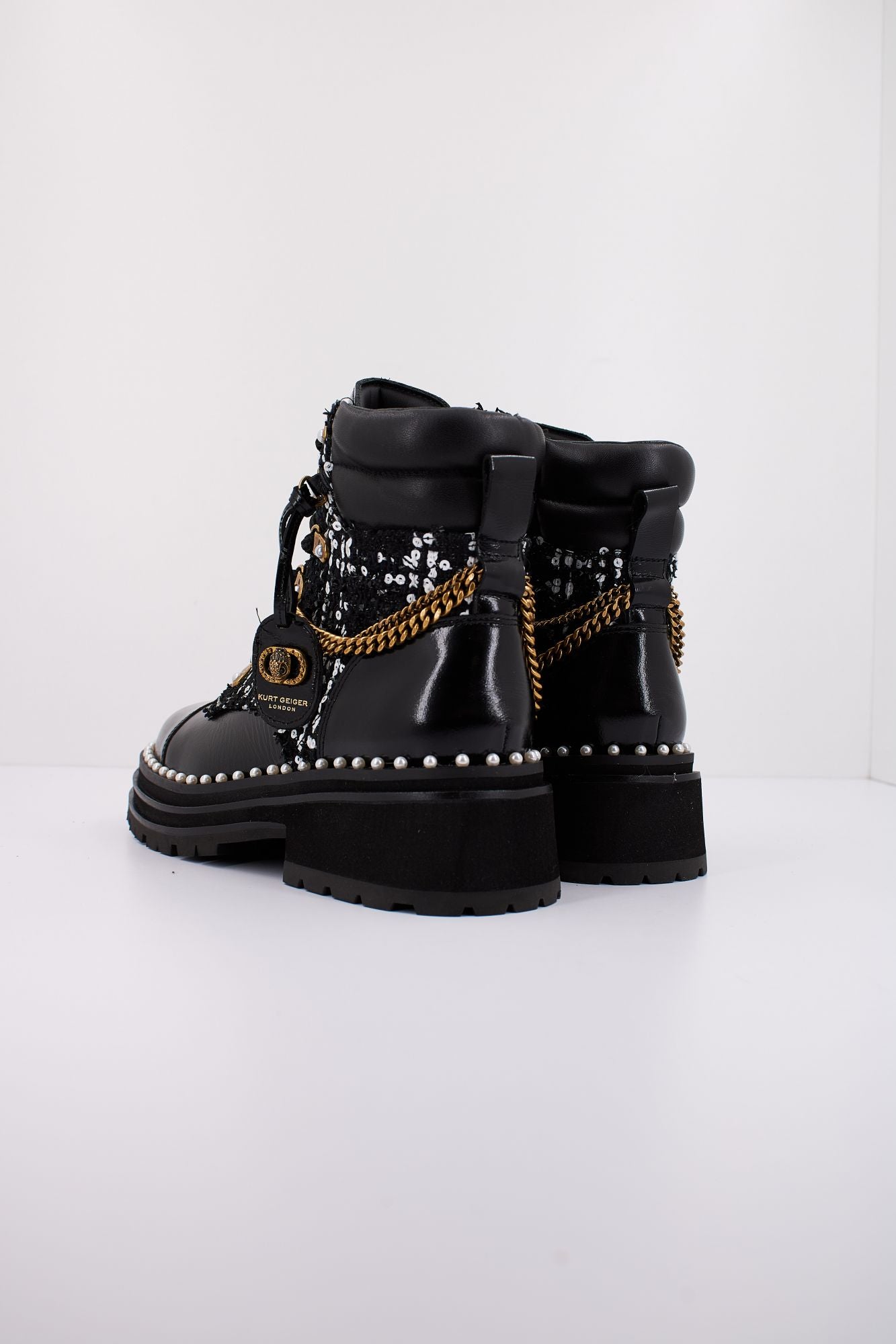 KURT GEIGER LONDON CHELSEA COMBAT BOOT en color NEGRO (4)