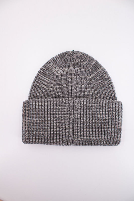 KURT GEIGER LONDON EVIL EYE BEANIE en color GRIS (2)