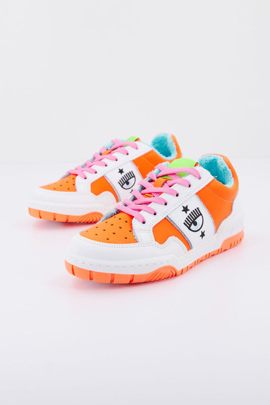 CHIARA FERRAGNI CF1 LOW  en color NARANJA (2)