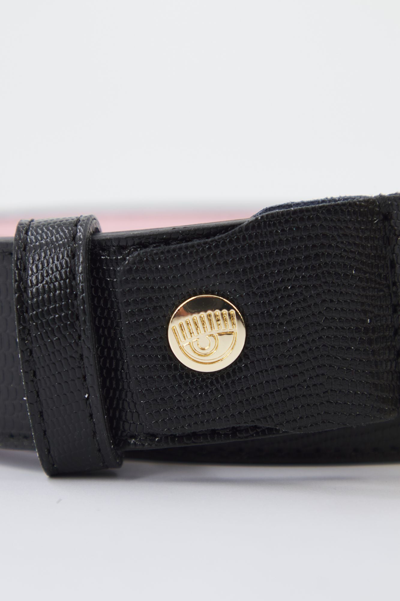 CHIARA FERRAGNI EYETAG BELT WITH PURSES en color NEGRO (4)