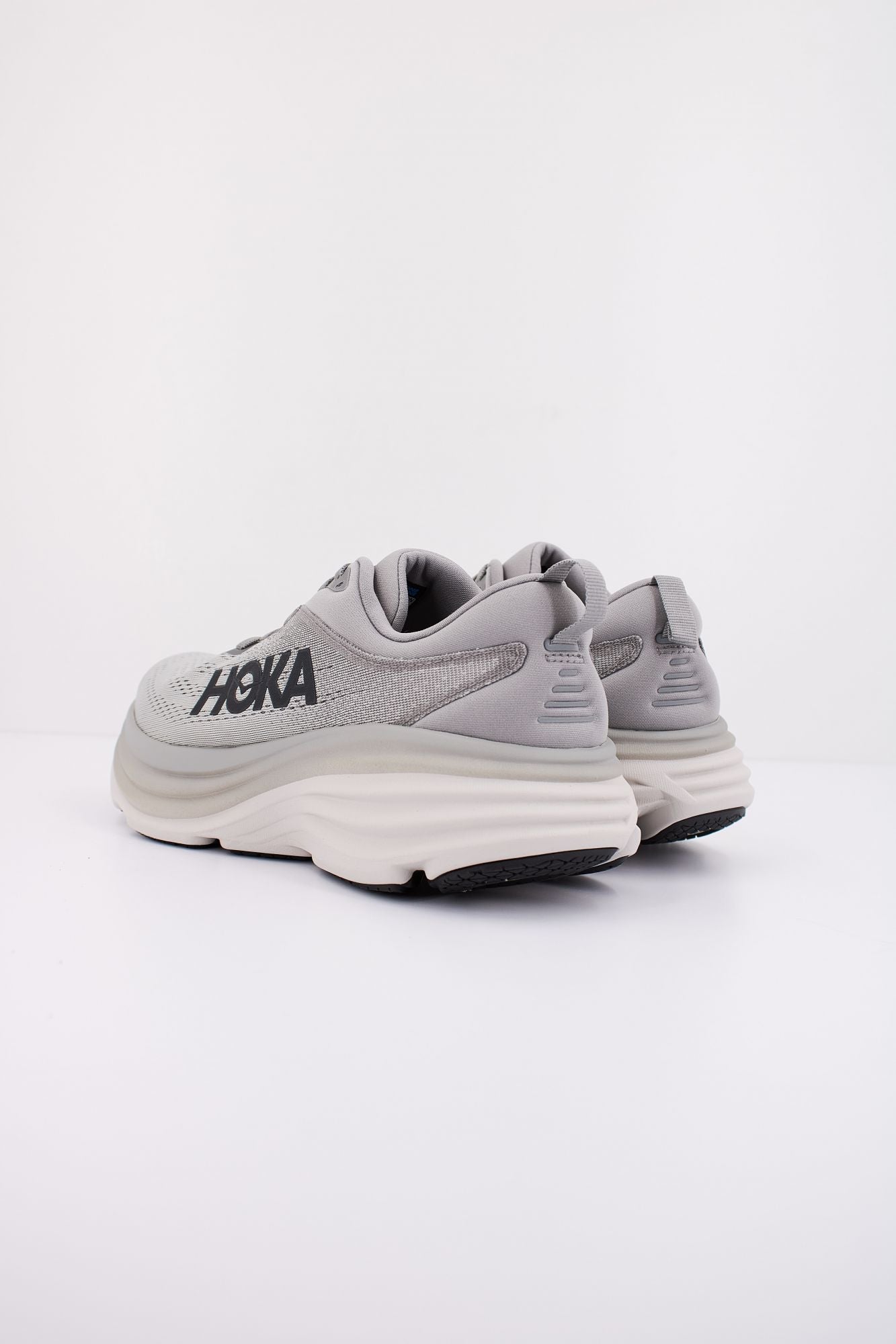 HOKA BONDI 8 en color GRIS (4)