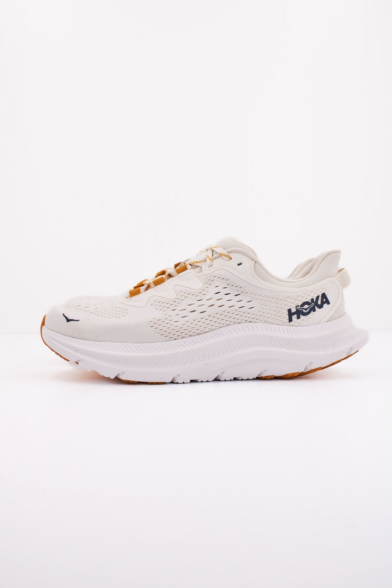 HOKA KAWANA 2 en color BEIS (1)