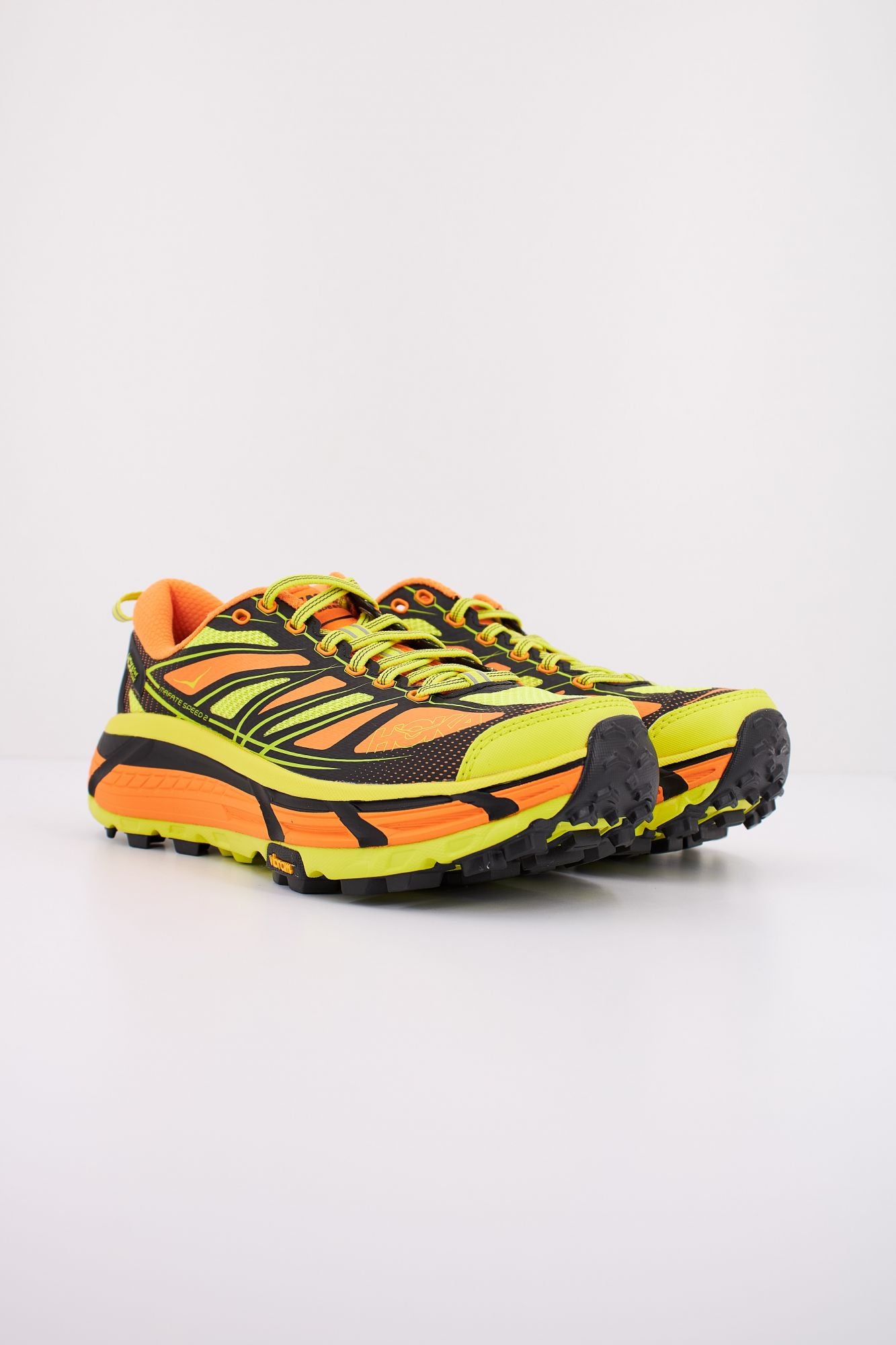 HOKA U MAFATE SPEED 2 en color NARANJA (2)