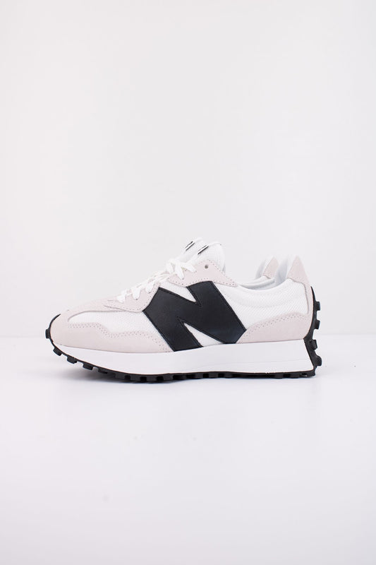 NEW BALANCE MS327 CWB en color BEIS (1)