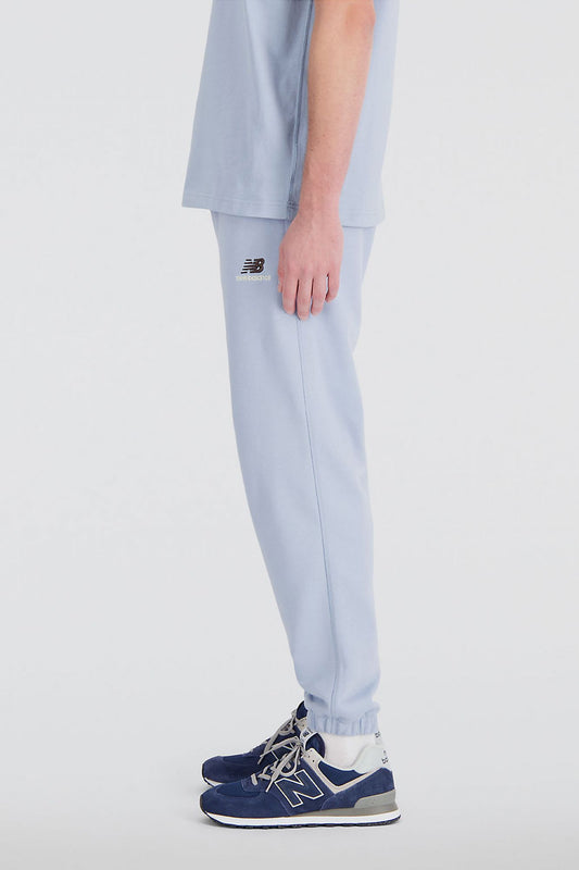 NEW BALANCE UNI-SSENTIALS FRENCH TERRY SWEATPANT en color AZUL (2)