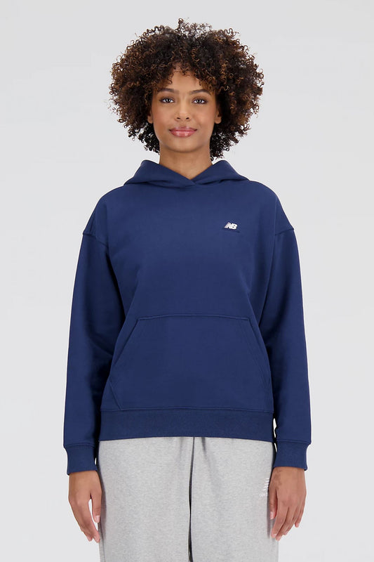 NEW BALANCE SPORT ESSENTIALS PREMIUM FLEECE HOODIE en color AZUL (1)