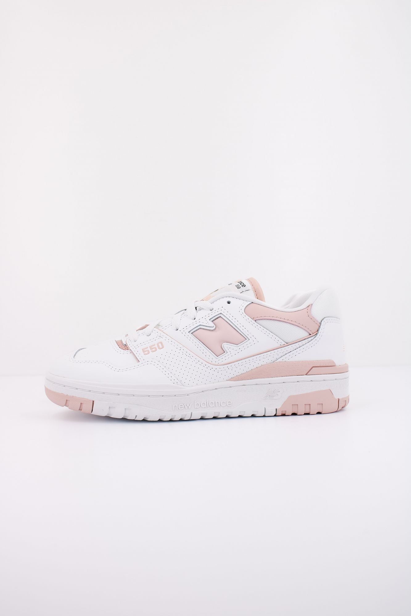 NEW BALANCE BBW550  en color BLANCO (1)