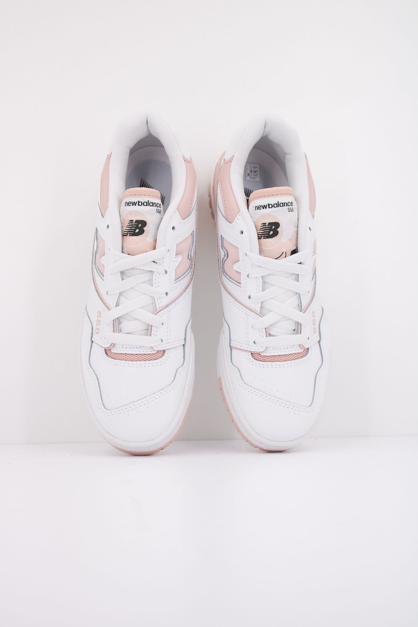 NEW BALANCE BBW550  en color BLANCO (3)