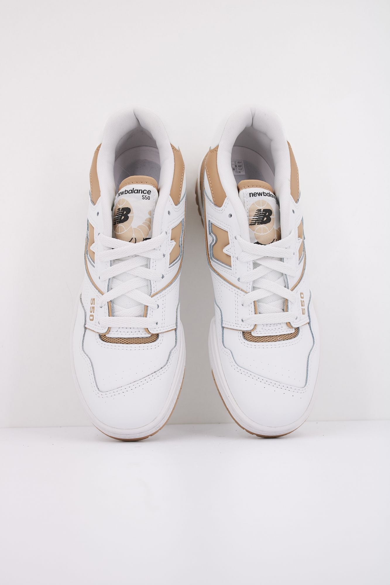 NEW BALANCE BBW550 BT en color BLANCO (3)