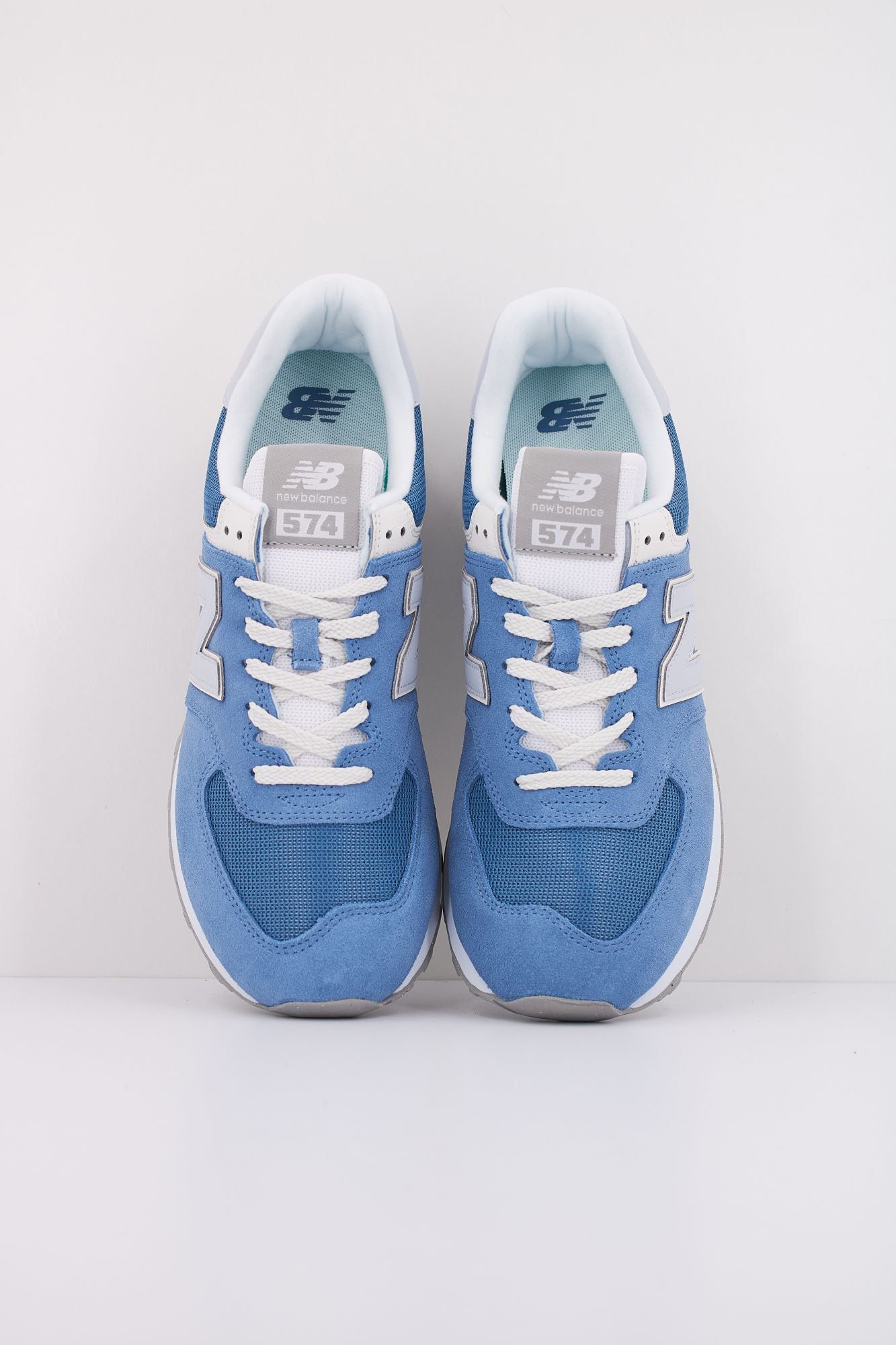 NEW BALANCE U574 ESE en color AZUL (3)