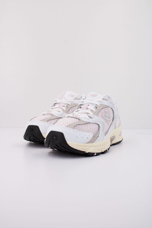 NEW BALANCE MR530 ASR en color ROSA (2)