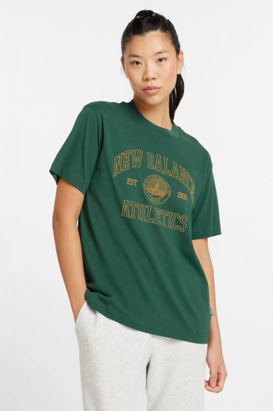 NEW BALANCE ATHLETICS OVERSIZED CREST T en color VERDE (1)