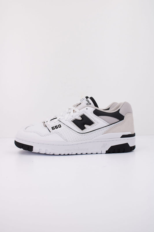 NEW BALANCE BB550 ESI en color BLANCO (1)