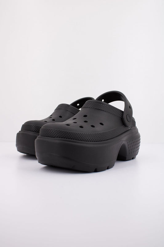 CROCS STOMP CLOG en color NEGRO (2)