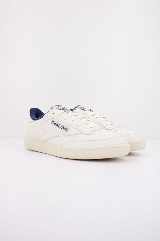 REEBOK CLUB C 85 VINTAGE en color BLANCO (2)