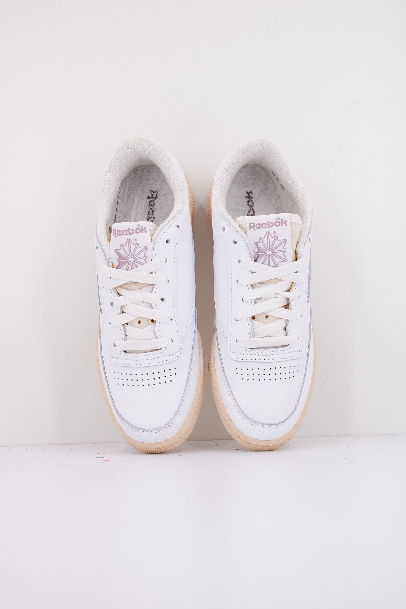 REEBOK CLUB C 85 VINTAGE en color BLANCO (3)