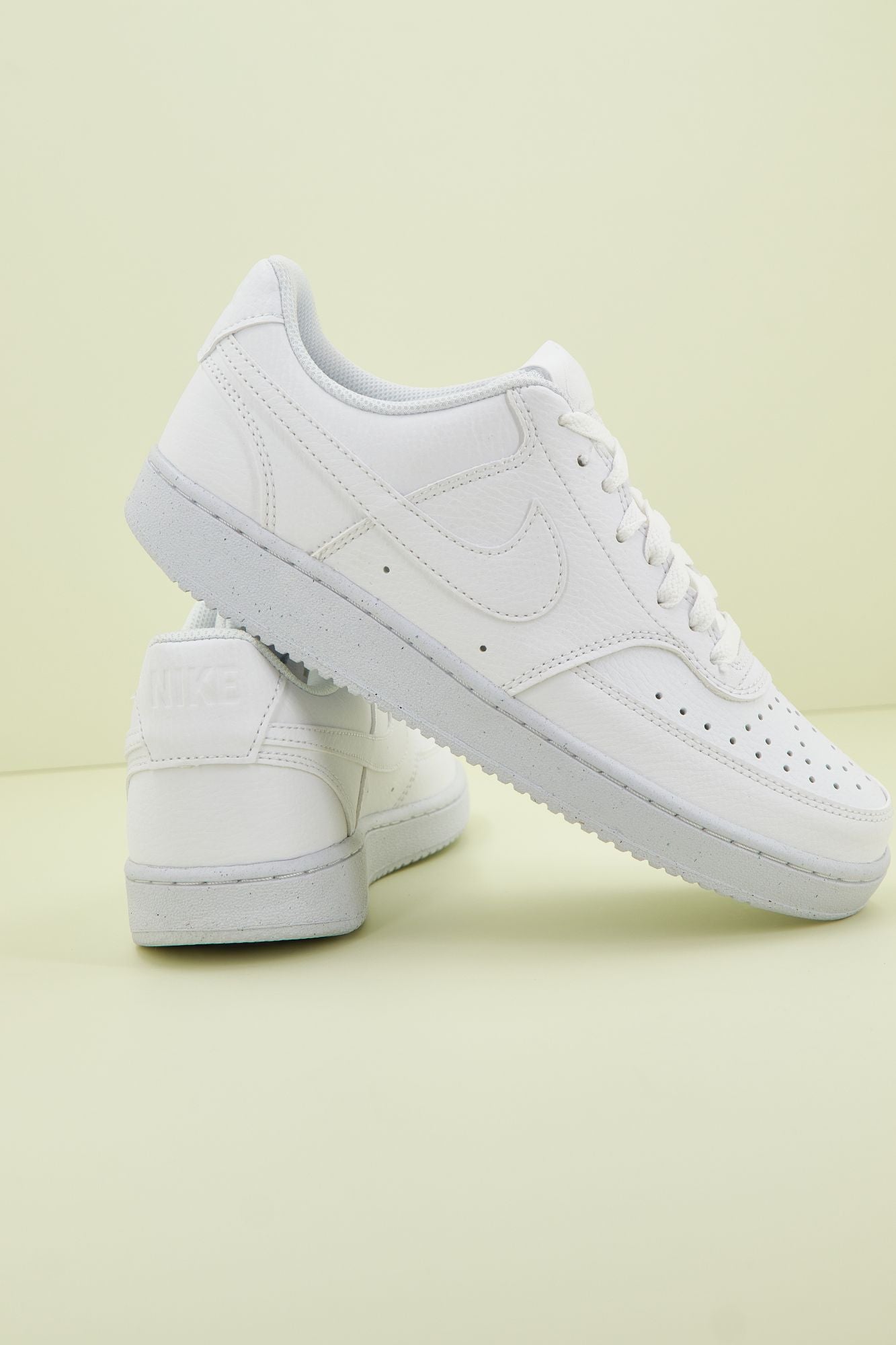 NIKE COURT VISION LOW BE en color BLANCO (2)