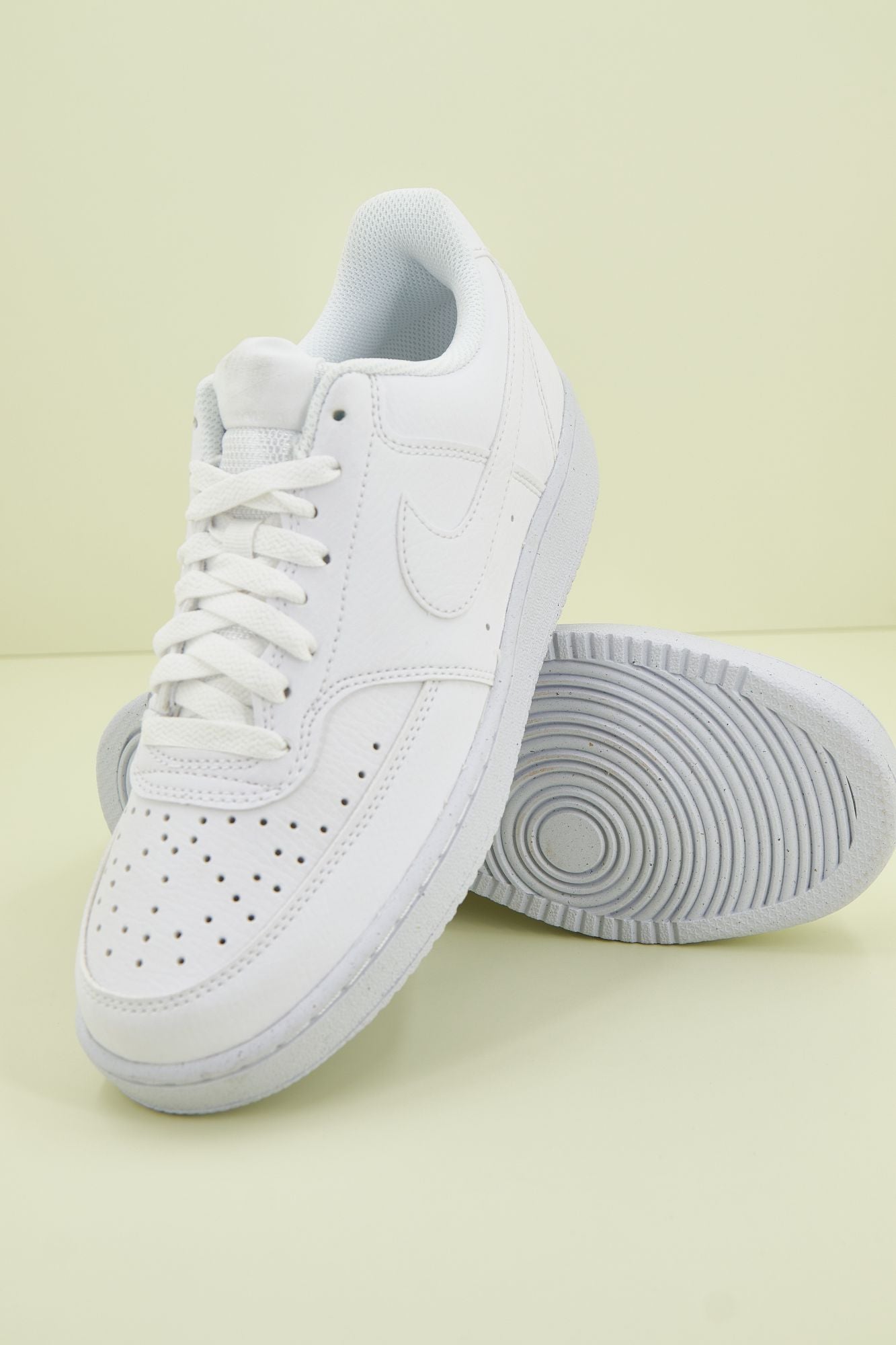 NIKE COURT VISION LOW BE en color BLANCO (3)