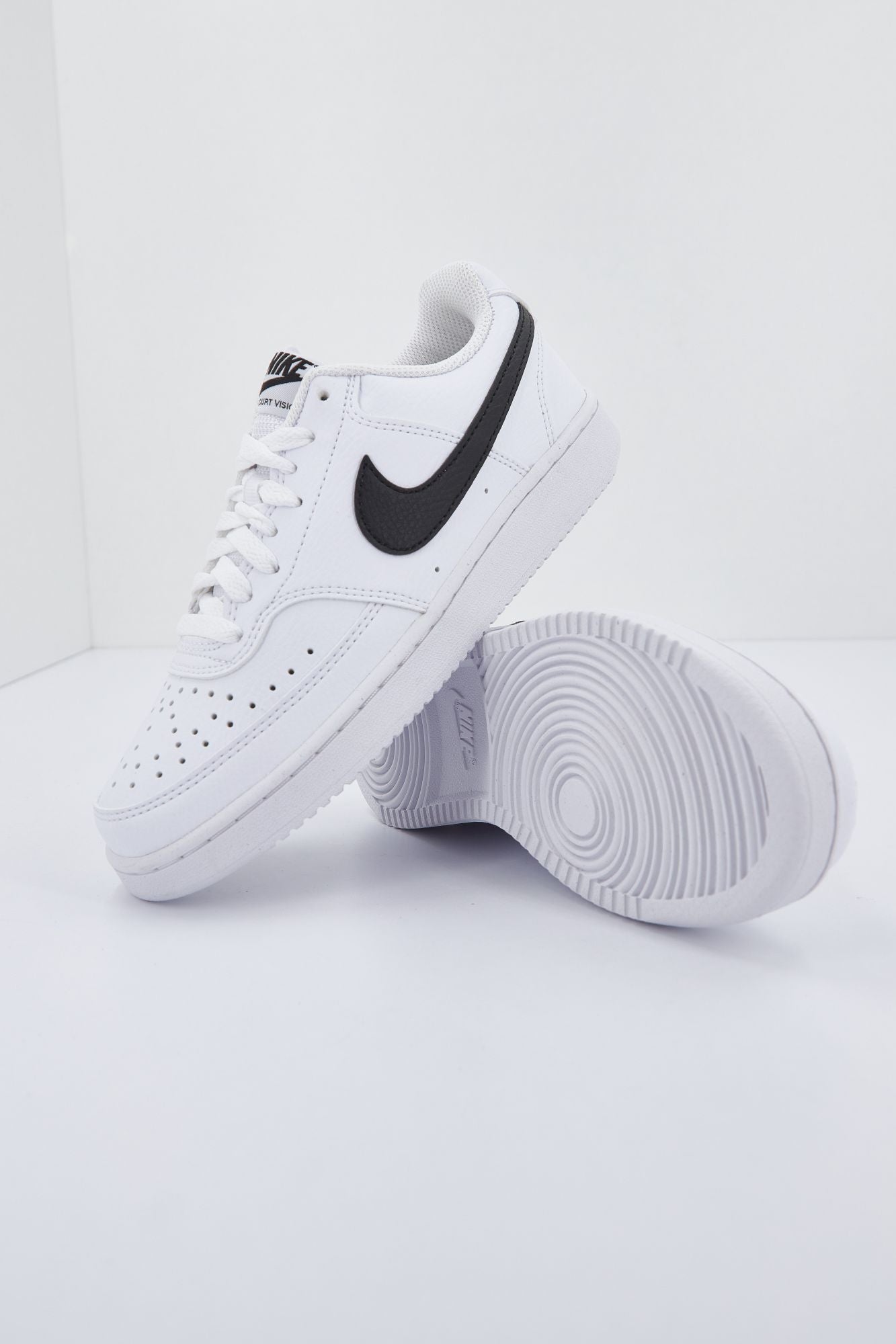 NIKE COURT VISION LOW BE en color BLANCO (4)