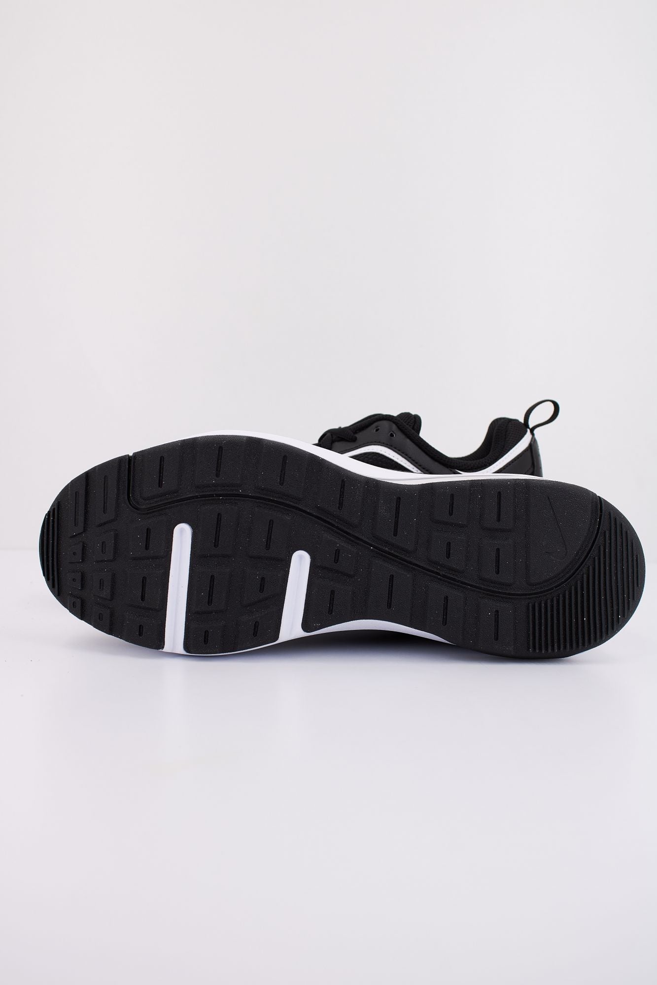 NIKE NIKE AIR MAX AP en color NEGRO (5)