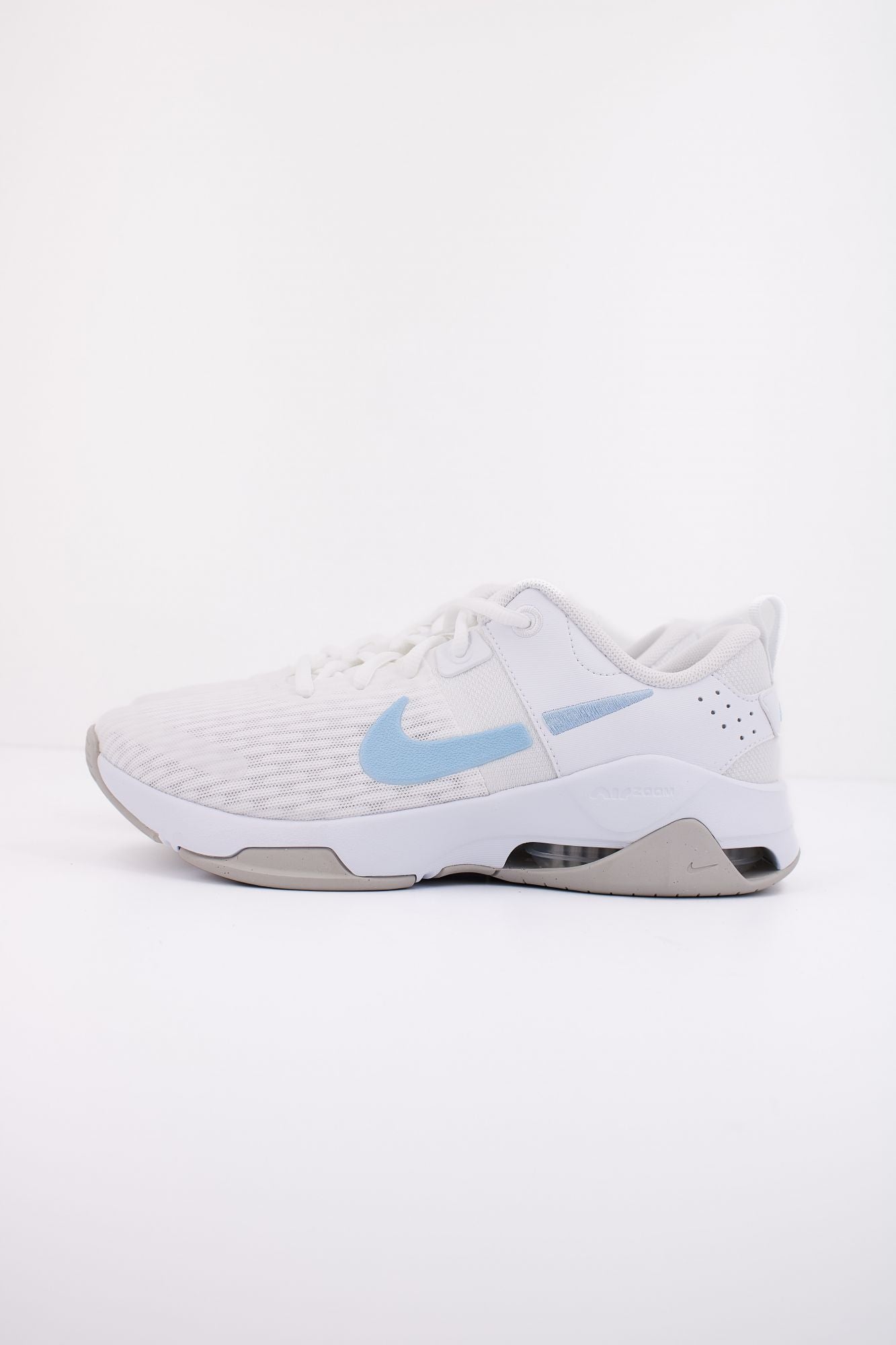 NIKE ZOOM BELLA en color BLANCO (1)