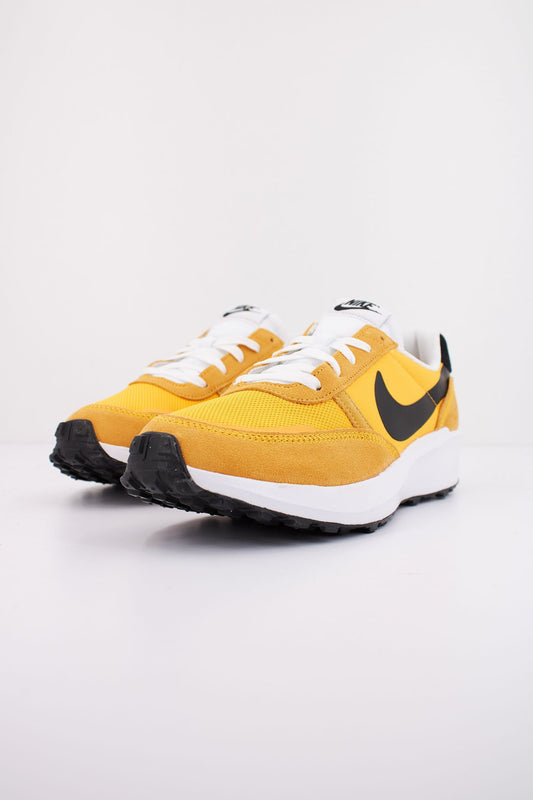 NIKE WAFFLE DEBUT en color AMARILLO (2)