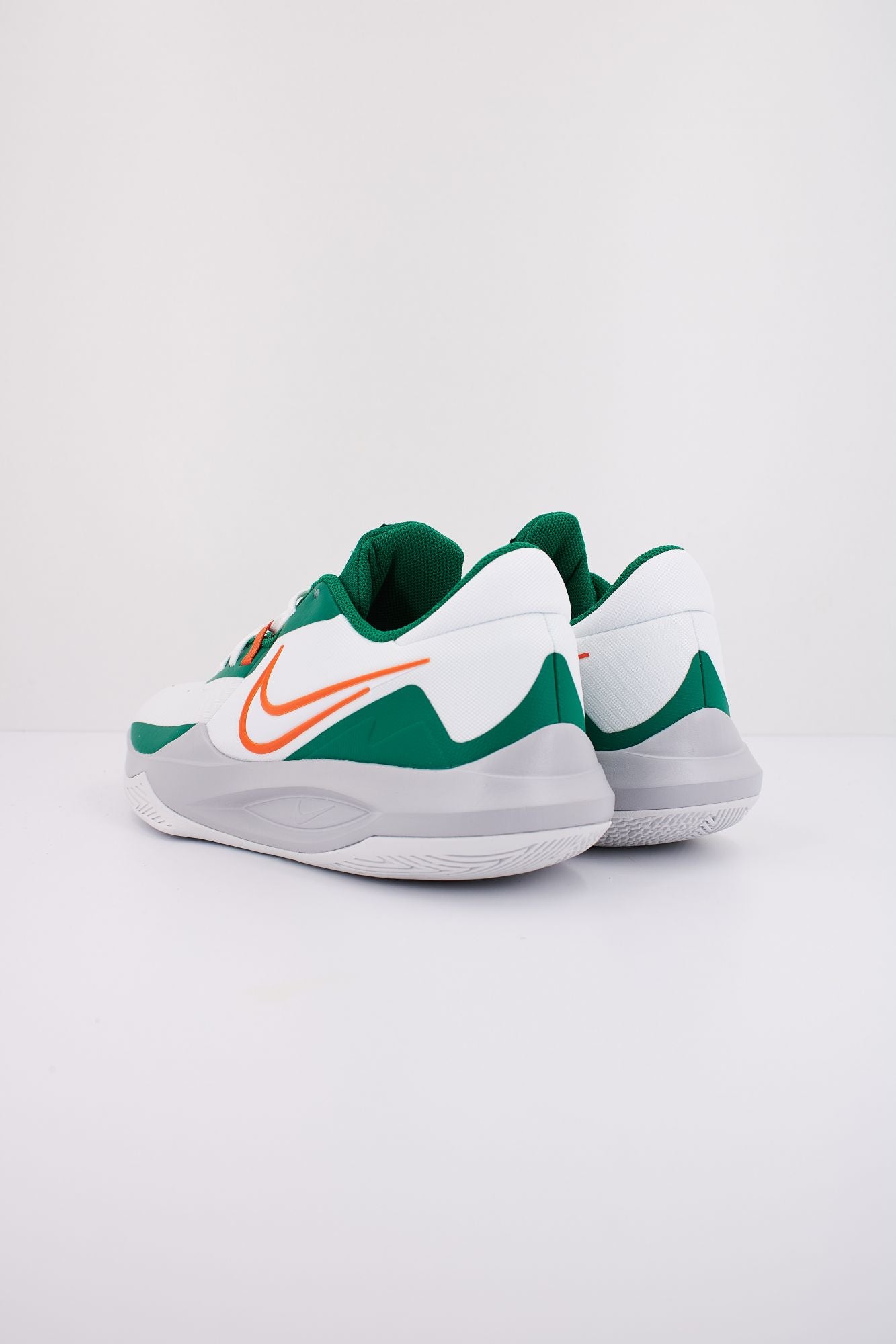 NIKE PRECISION 6 en color BLANCO (4)