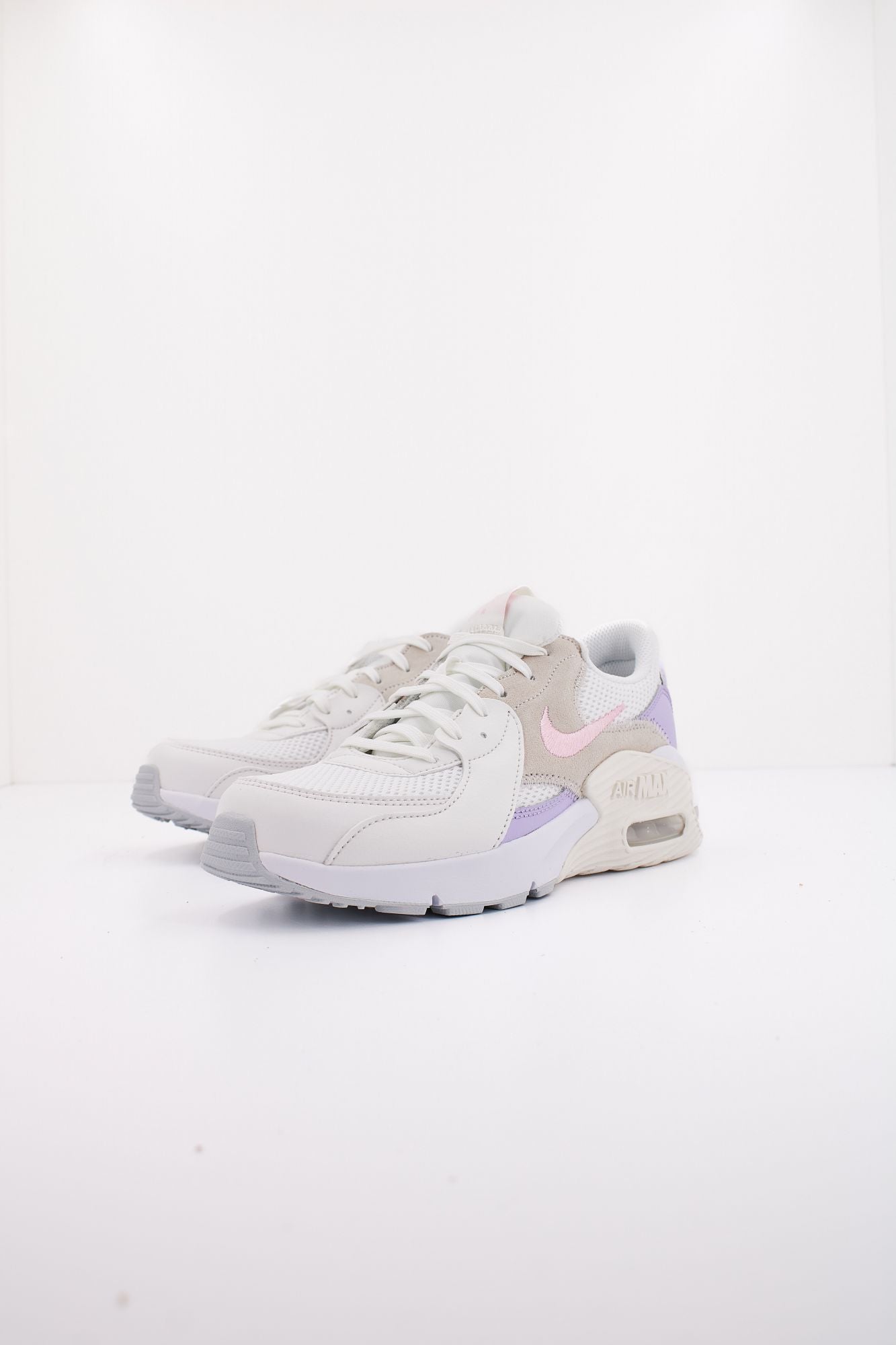 NIKE MAX EXCEEE en color BLANCO (2)