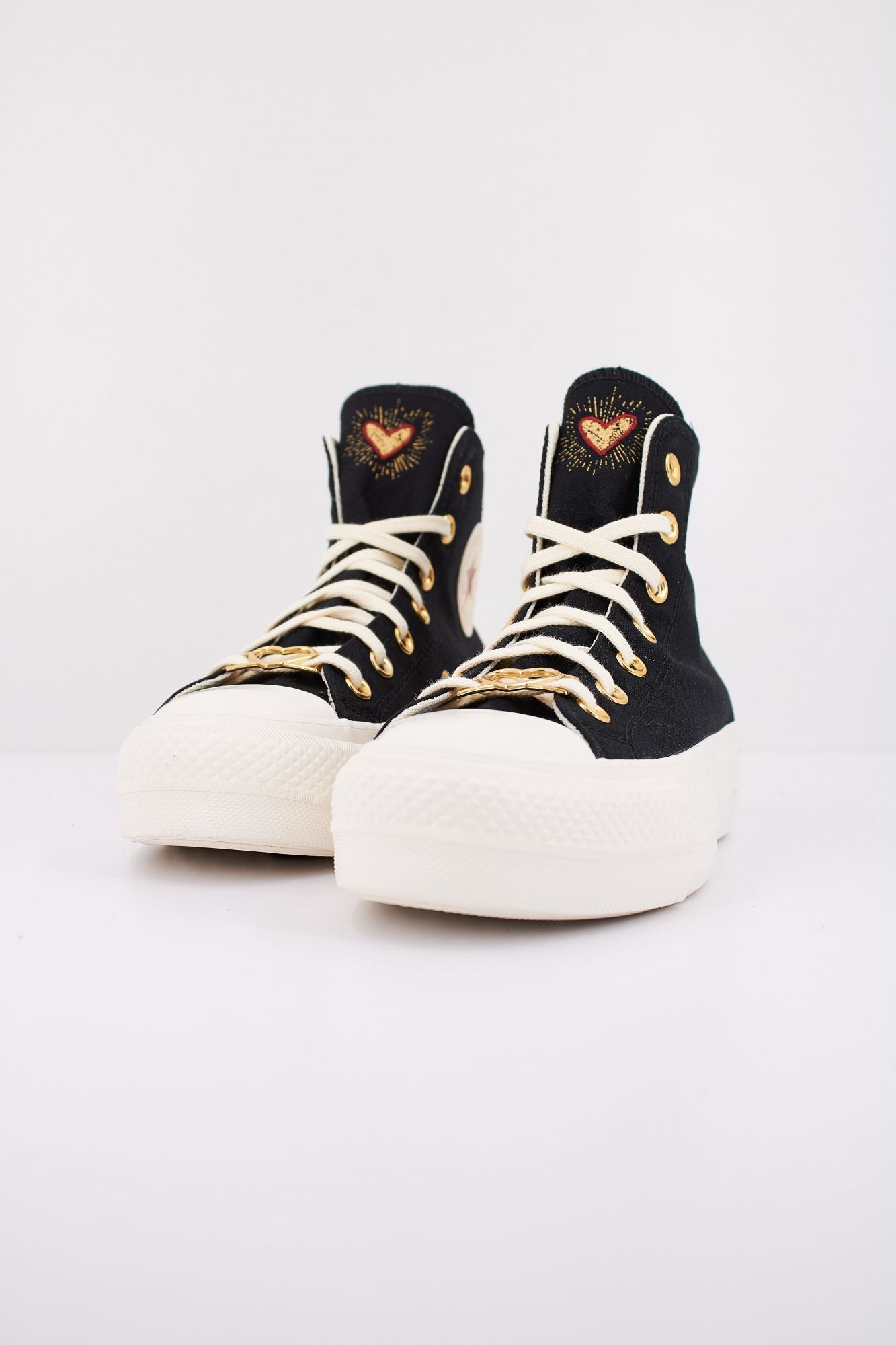 CONVERSE CHUCK TAYLOR ALL STAR LIFT HI en color NEGRO (2)